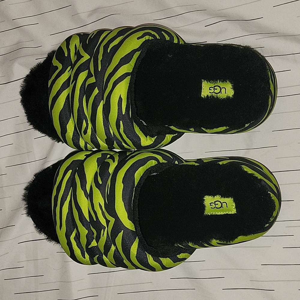 UGG Puft Slide Slipper in Key Lime